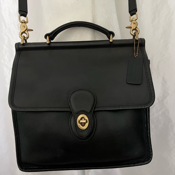 Coach Handbags - Vintage Coach Leather 9927 Willis Bag